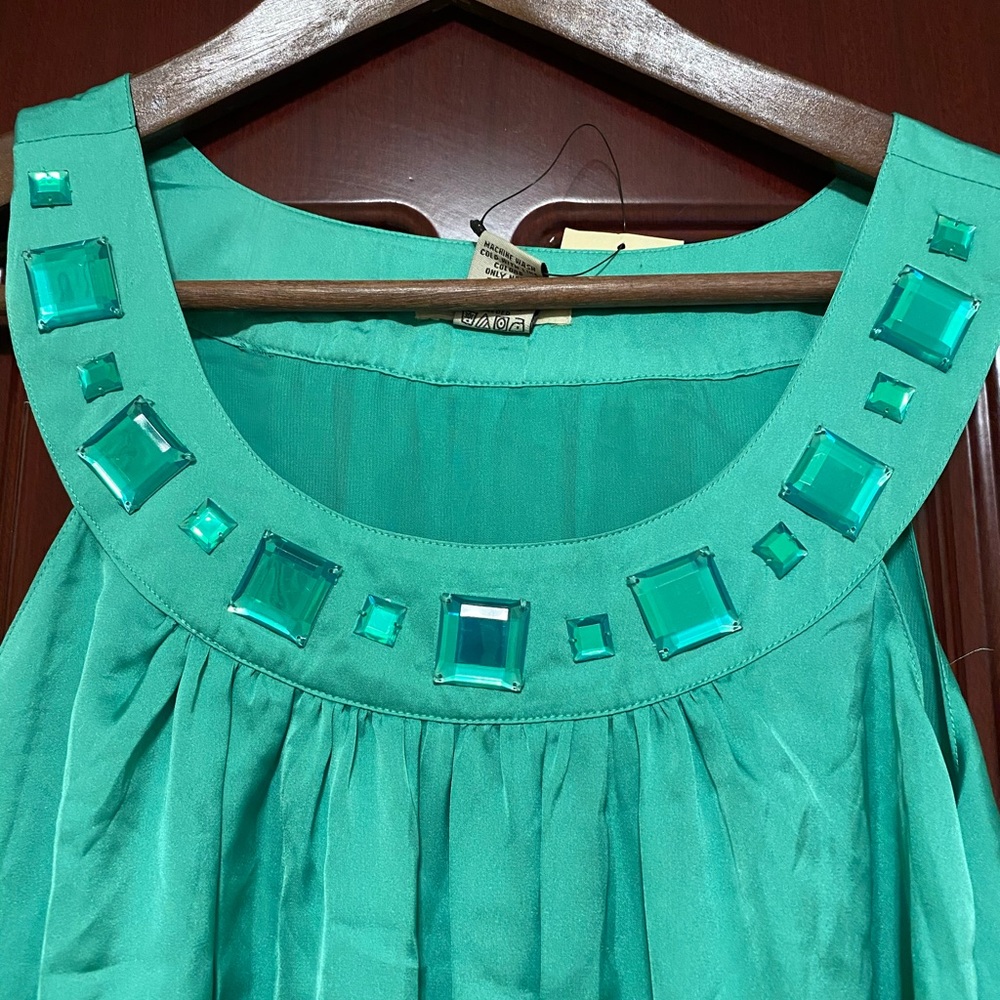 Vertigo Paris Green small dress new with tag